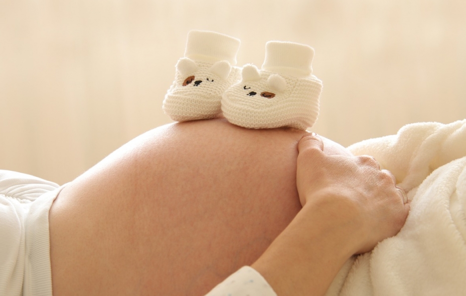 Wzrastający fenomen tokofobii – paraliżującego lęku przed porodem: przyczyny i sposoby na jego zrozumienie i radzenie sobie